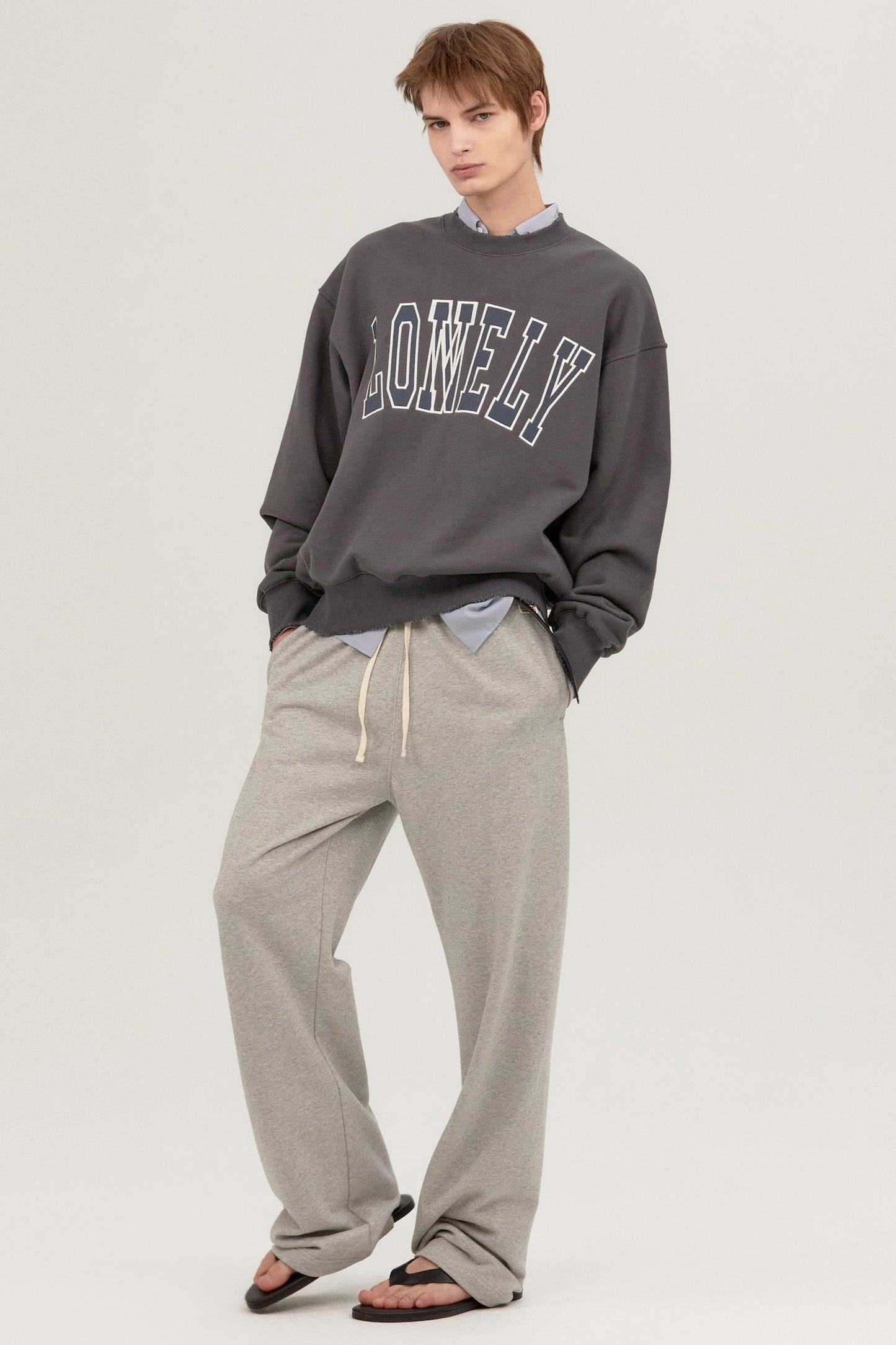 LONELY/LOVELY DAMAGE SWEATSHIRT CHARCOAL