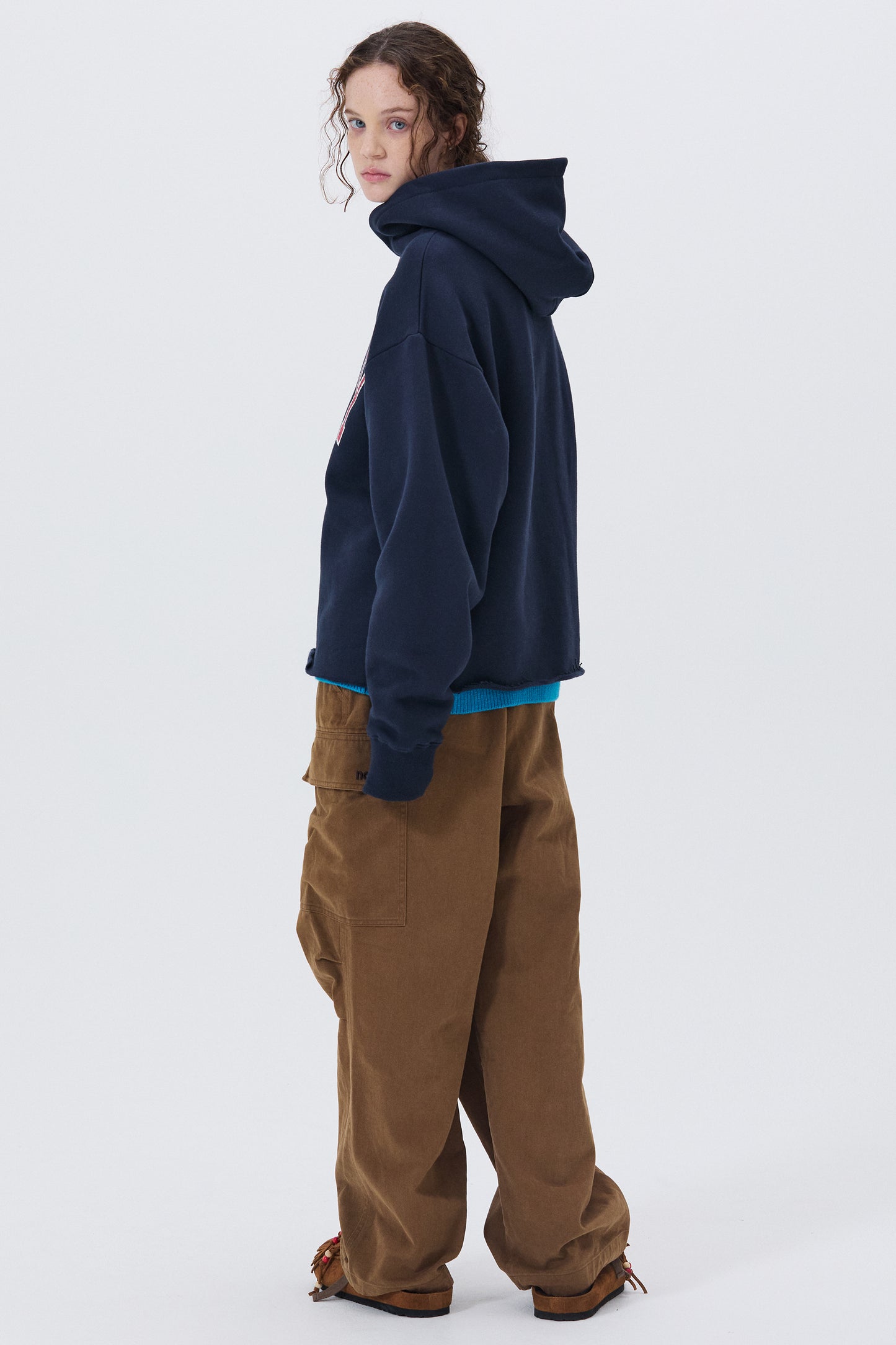 LONELY/LOVELY FLUFF CUT OFF HOODIE NAVY