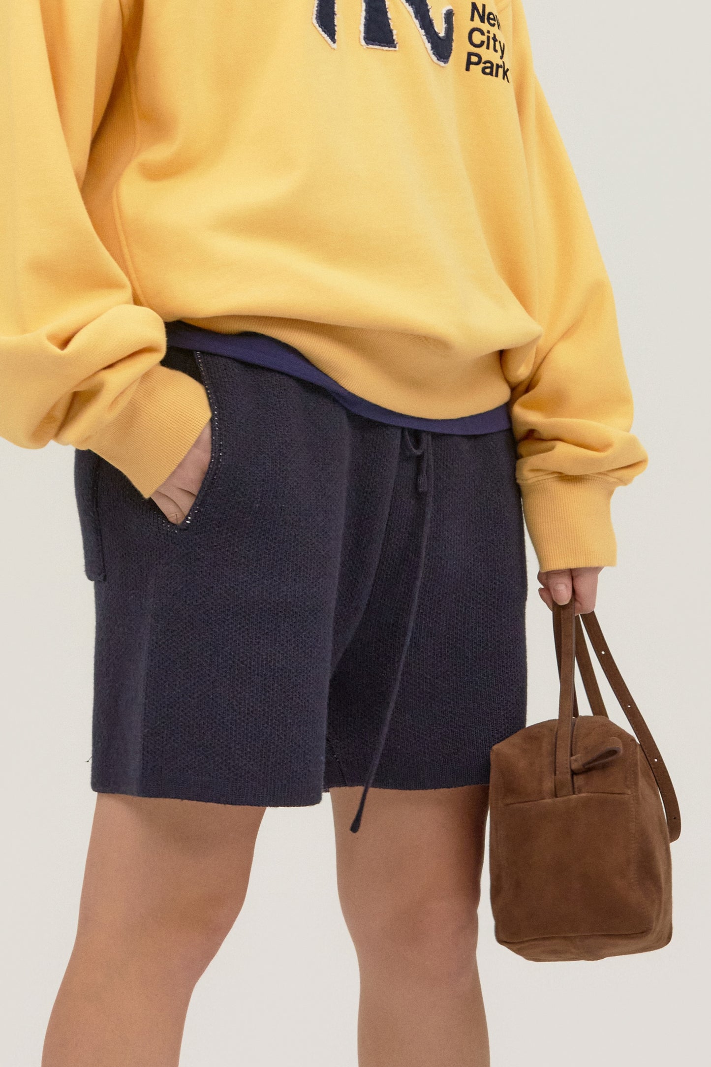 SUEDE PICNIC BAG BROWN