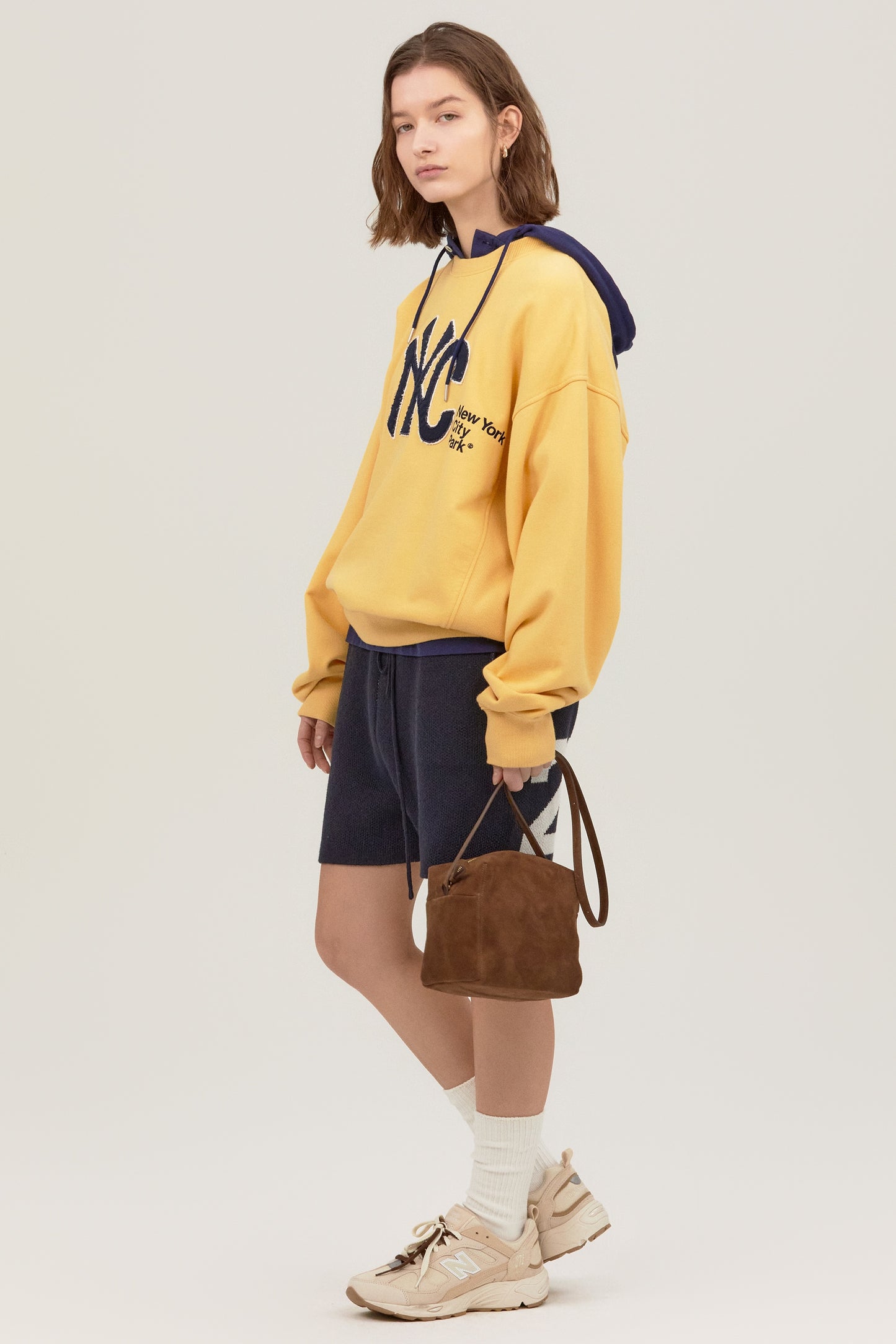 SUEDE PICNIC BAG BROWN
