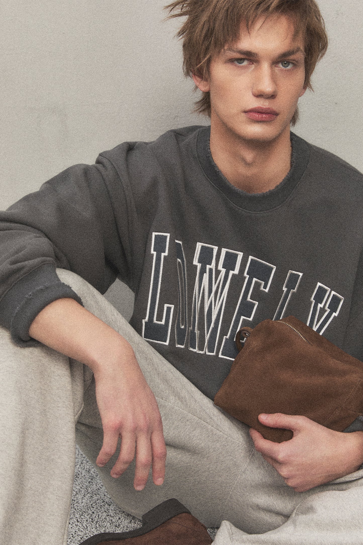 LONELY/LOVELY DAMAGE SWEATSHIRT CHARCOAL