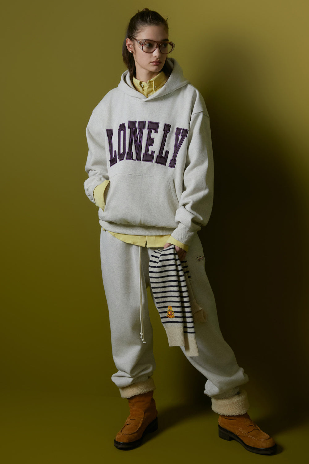 LONELY/LOVELY FLUFF HOODIE OATMEAL-PURPLE