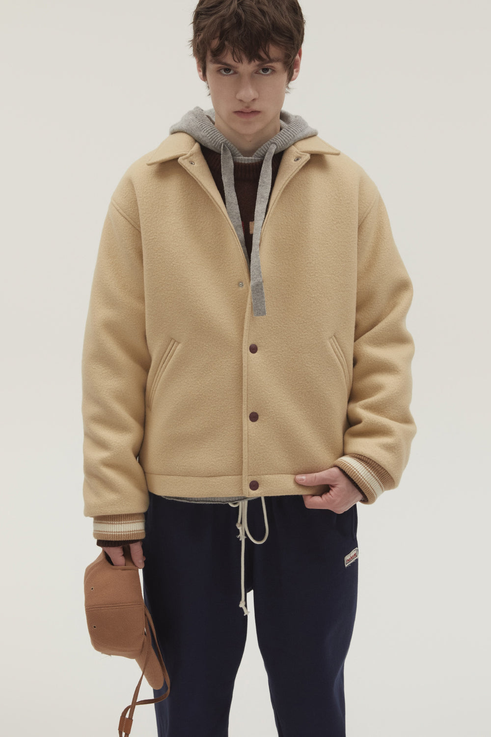 VARSITY MINIMAL WOOL JUMPER BEIGE