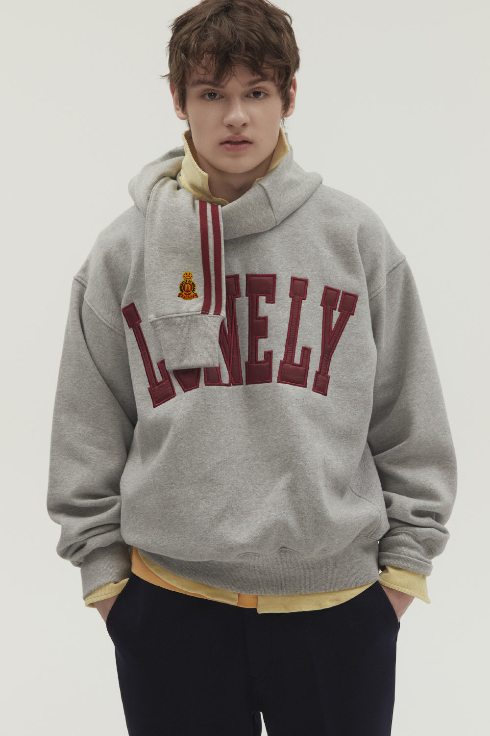 LONELY/LOVELY FLUFF SWEATSHIRT GRAY-BURGUNDY