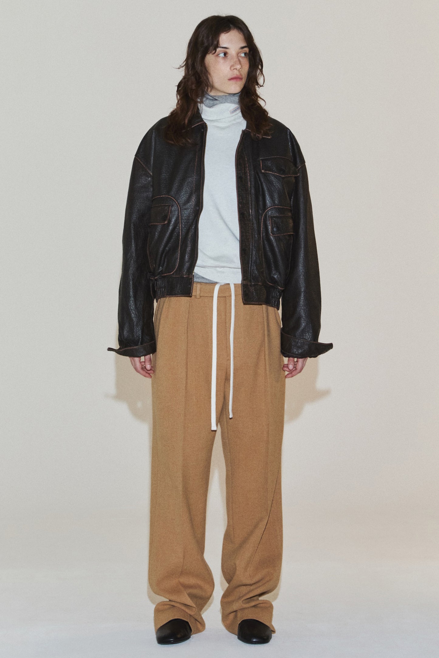 EASY PLEAT WOOL TROUSERS BEIGE
