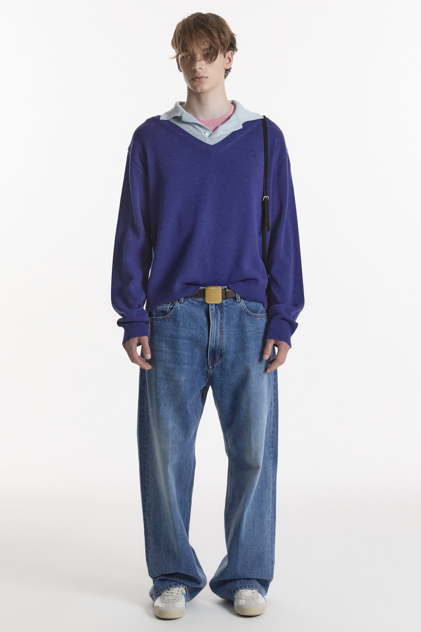 LAYERED V-NECK COLLAR KNIT BLUE