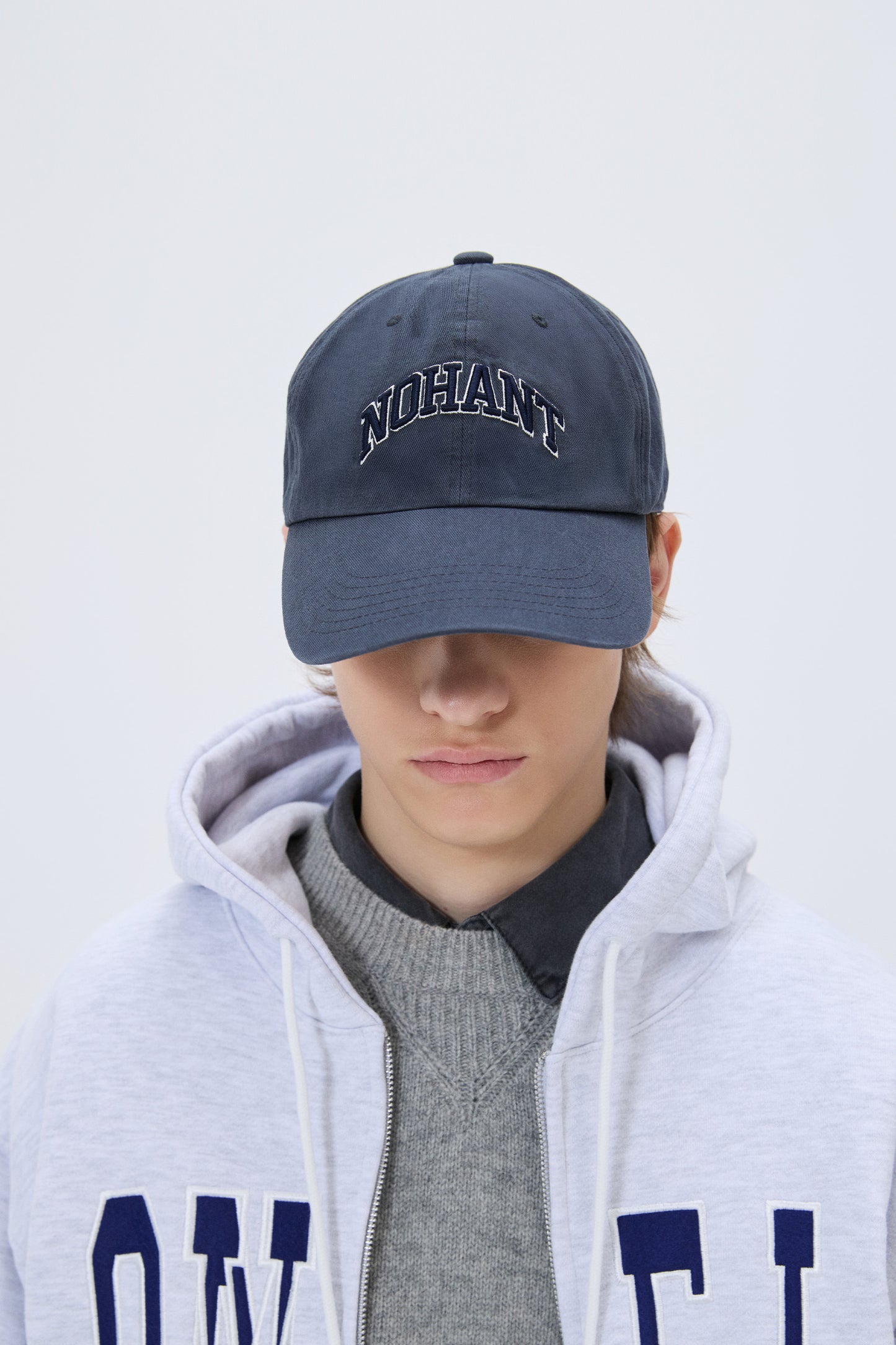 ARCH EMBROIDERY LOGO BALL CAP NAVY