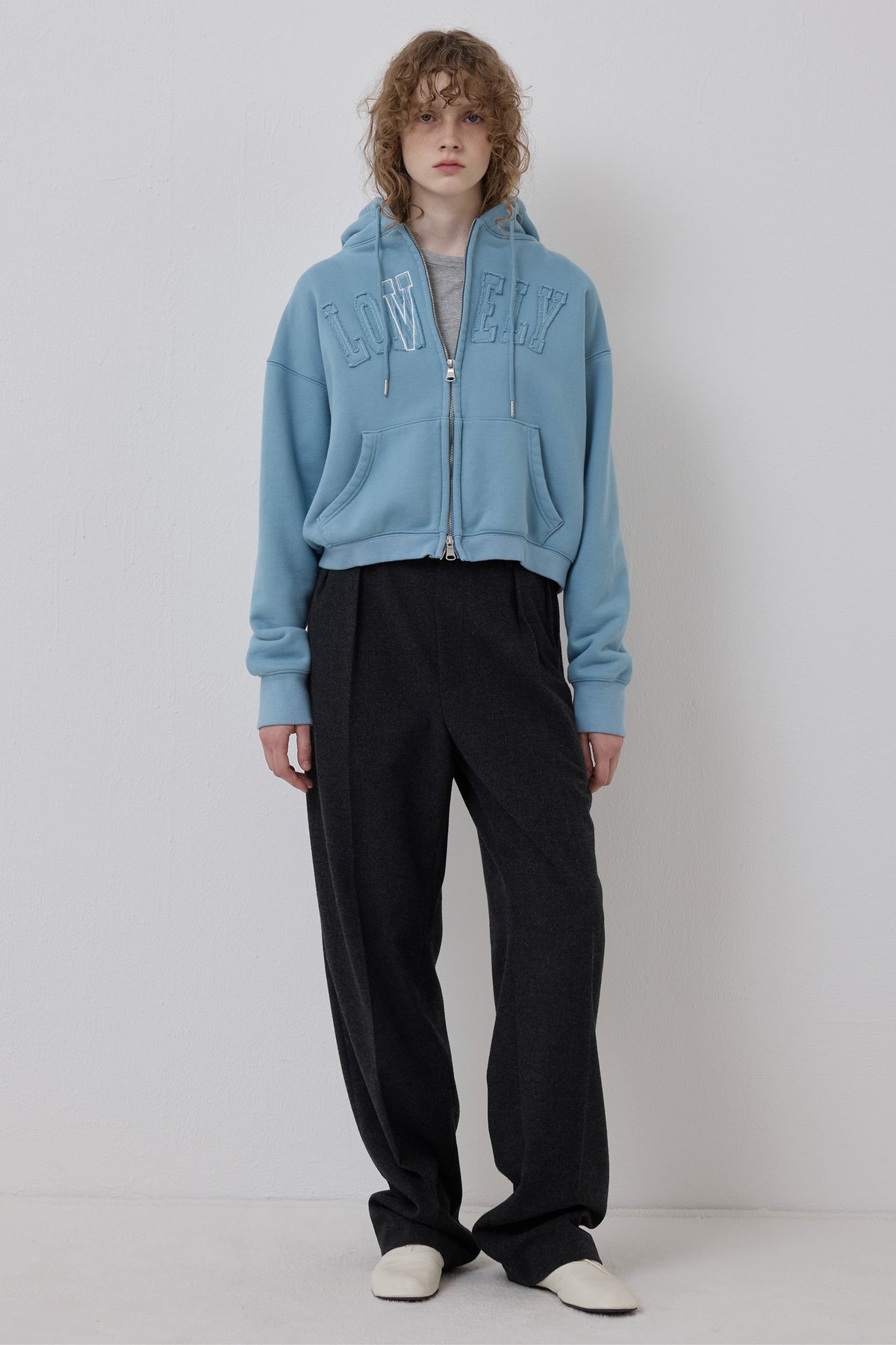 LONELY/LOVELY CROP HOODIE ZIP-UP SKY BLUE