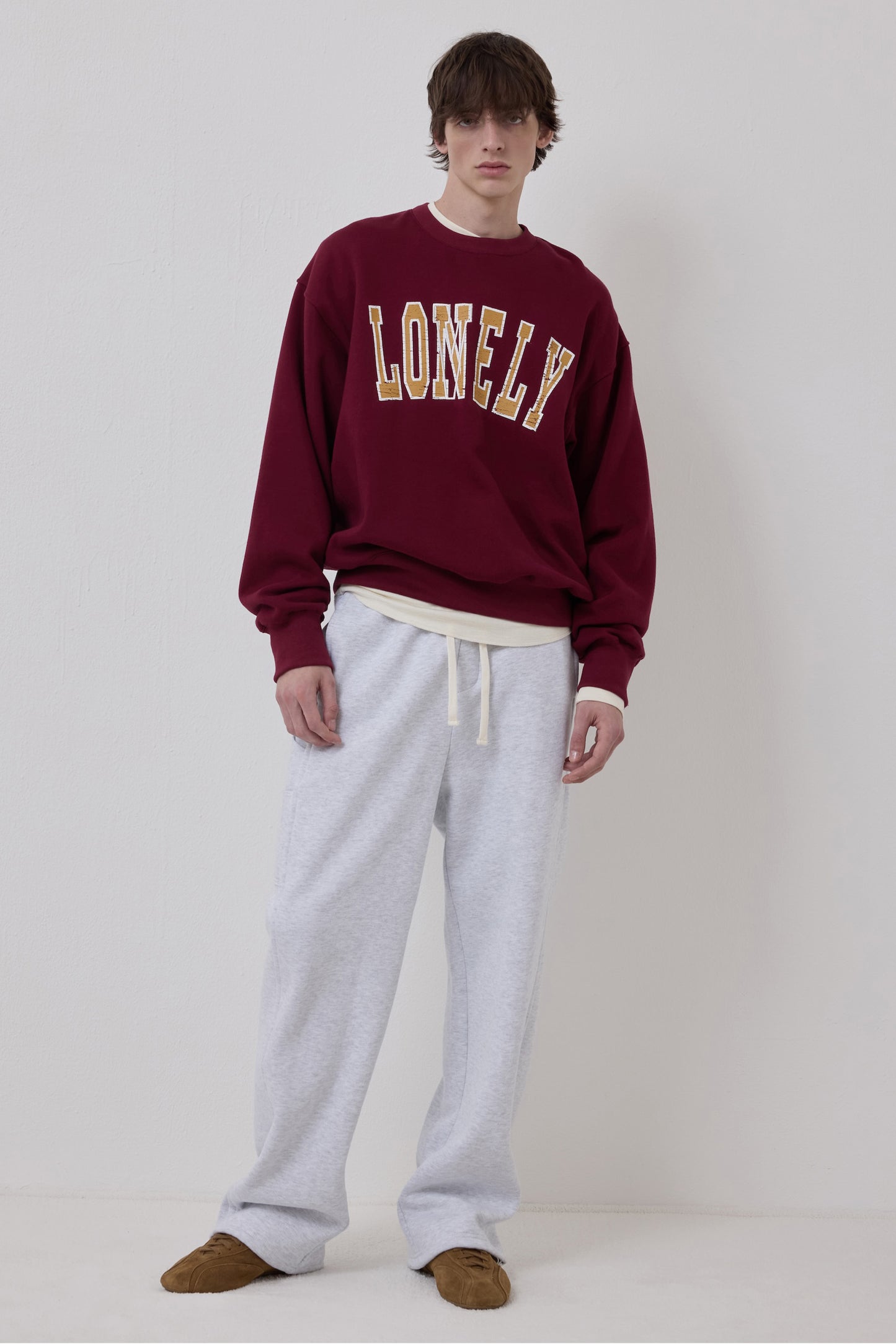 LONELY/LOVELY CRACK SWEATSHIRT BURGUNDY