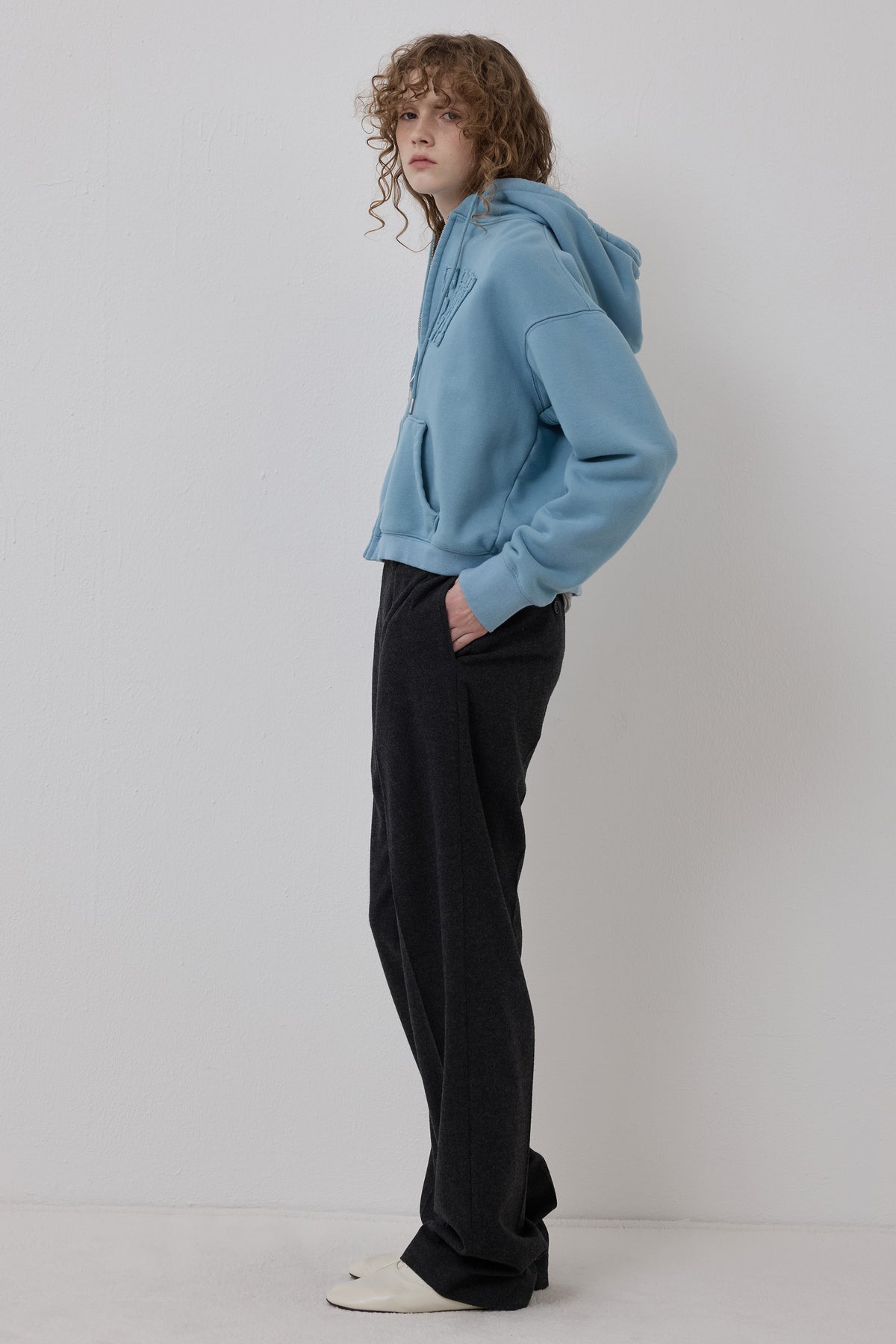 LONELY/LOVELY CROP HOODIE ZIP-UP SKY BLUE