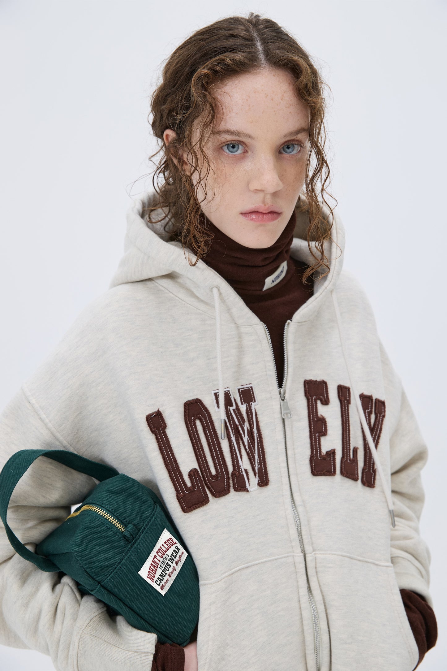 LONELY/LOVELY CROP HOODIE ZIP-UP OATMEAL