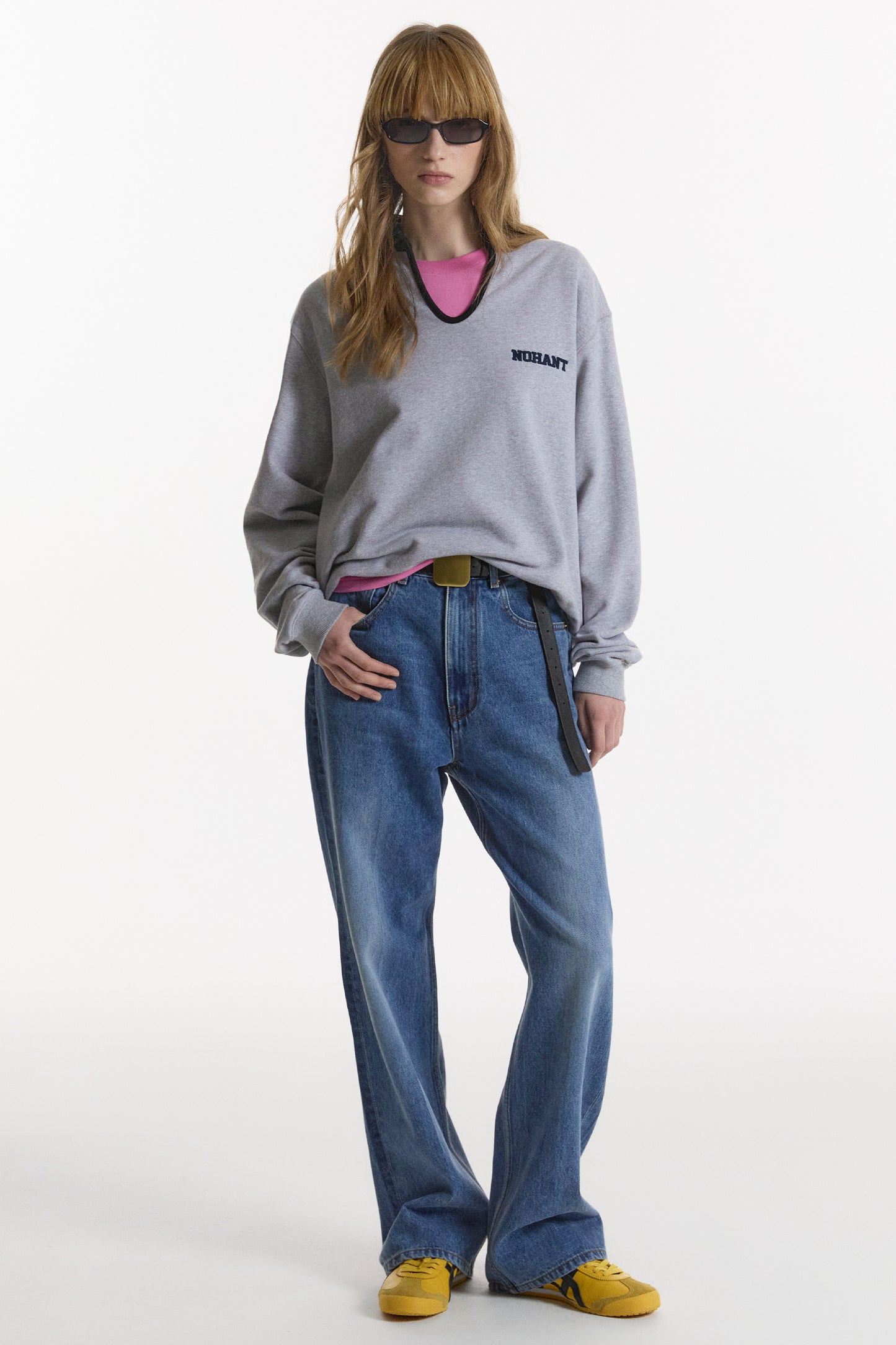 CLASSIC V-NECK SWEATSHIRT GRAY