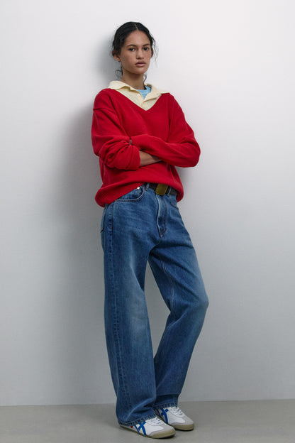 LAYERED V-NECK COLLAR KNIT RED