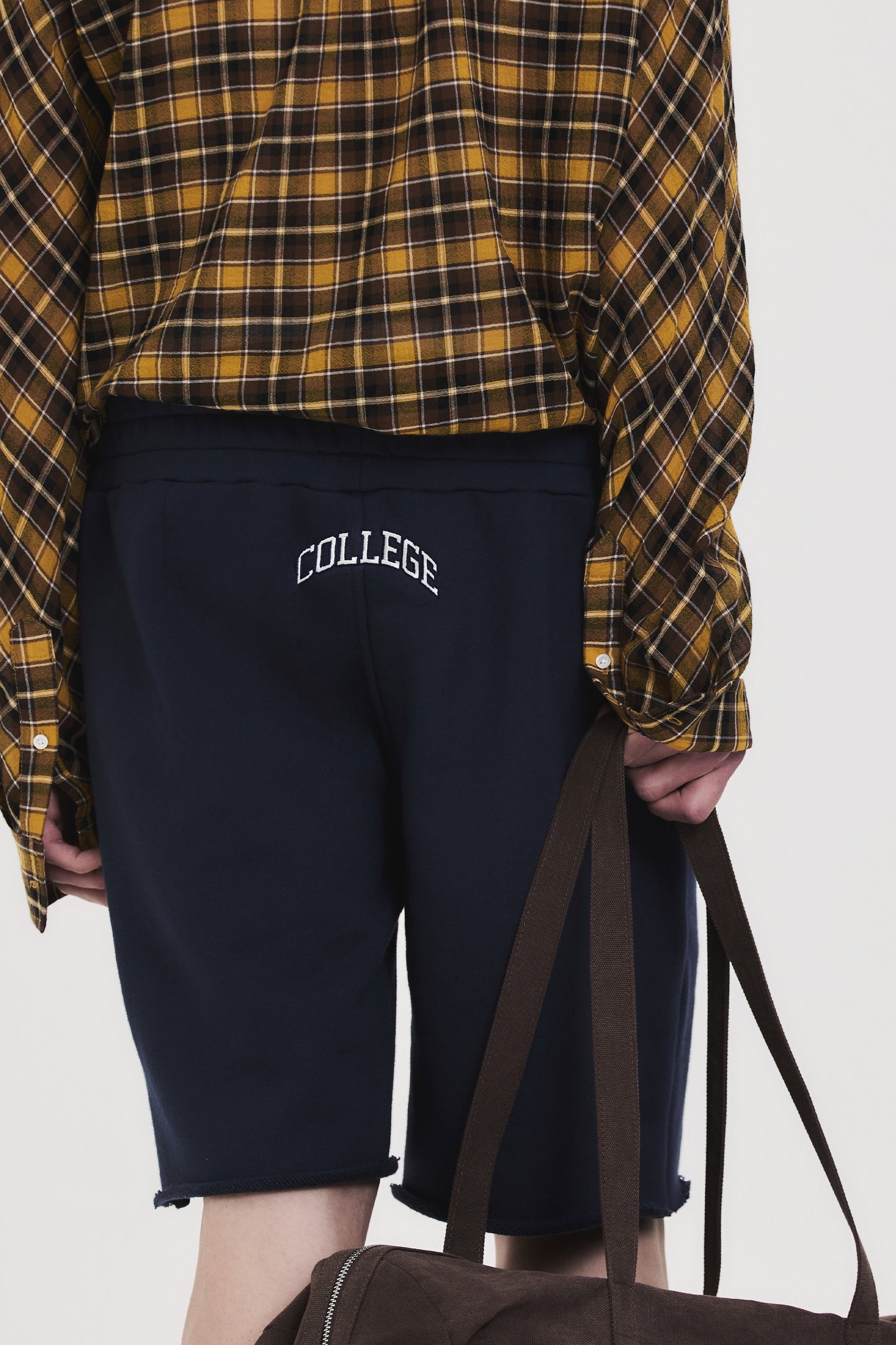 COLLEGE LOGO SWEAT SHORTS NAVY
