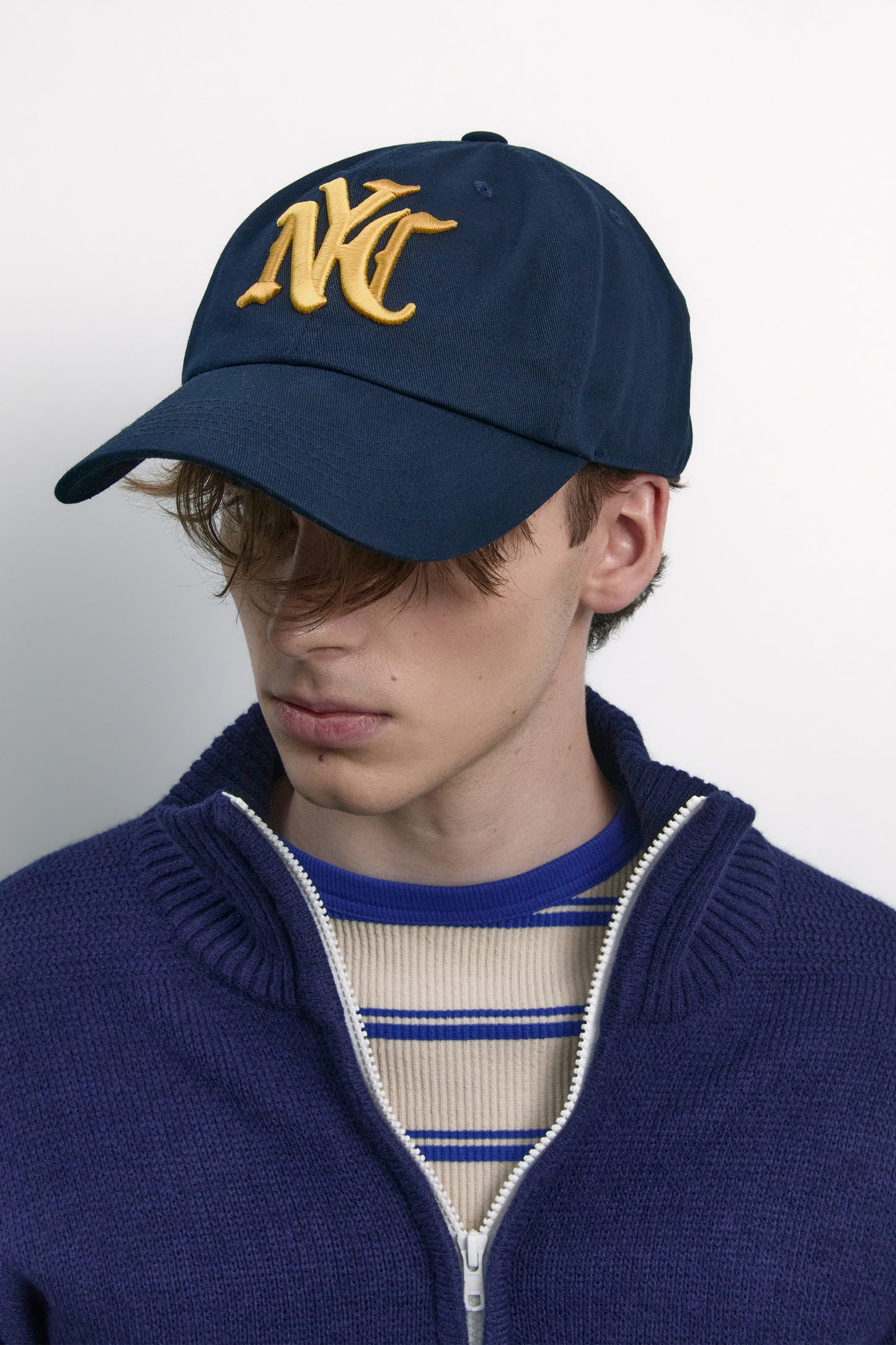 NYC EMBROIDERED BALL CAP NAVY