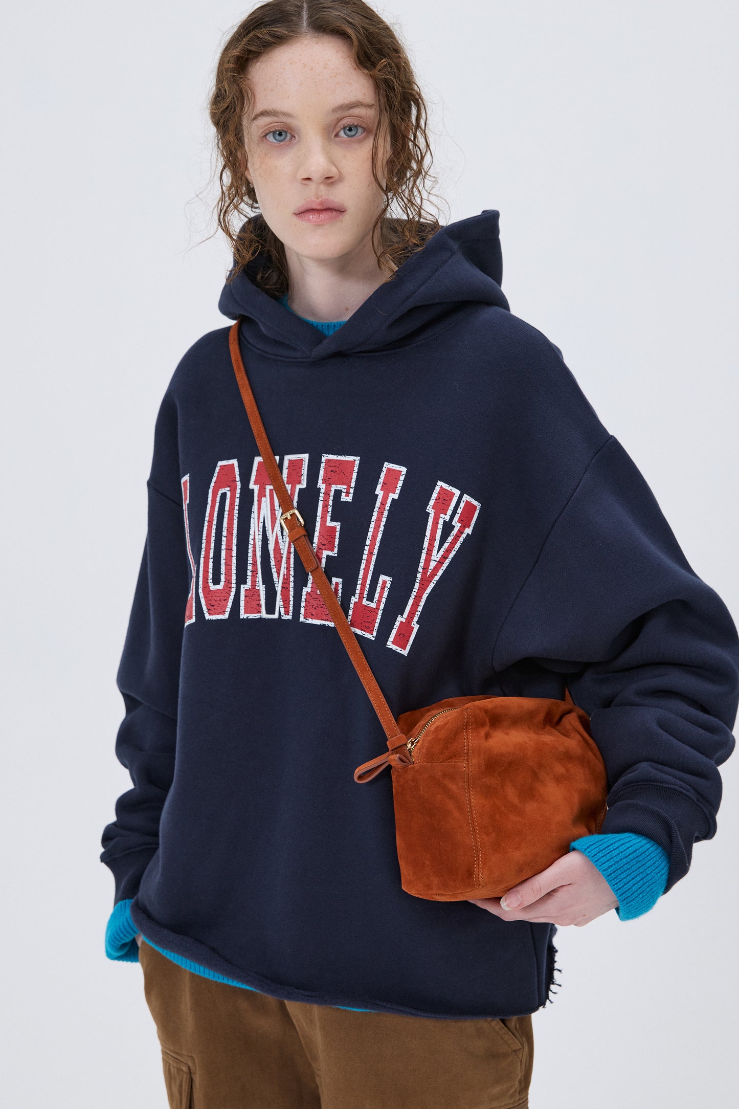 LONELY/LOVELY FLUFF CUT OFF HOODIE NAVY