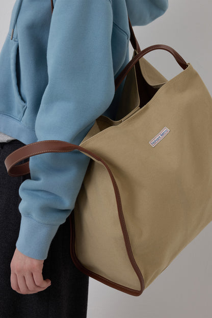 PIPING CARRYALL CAMPUS BAG BEIGE