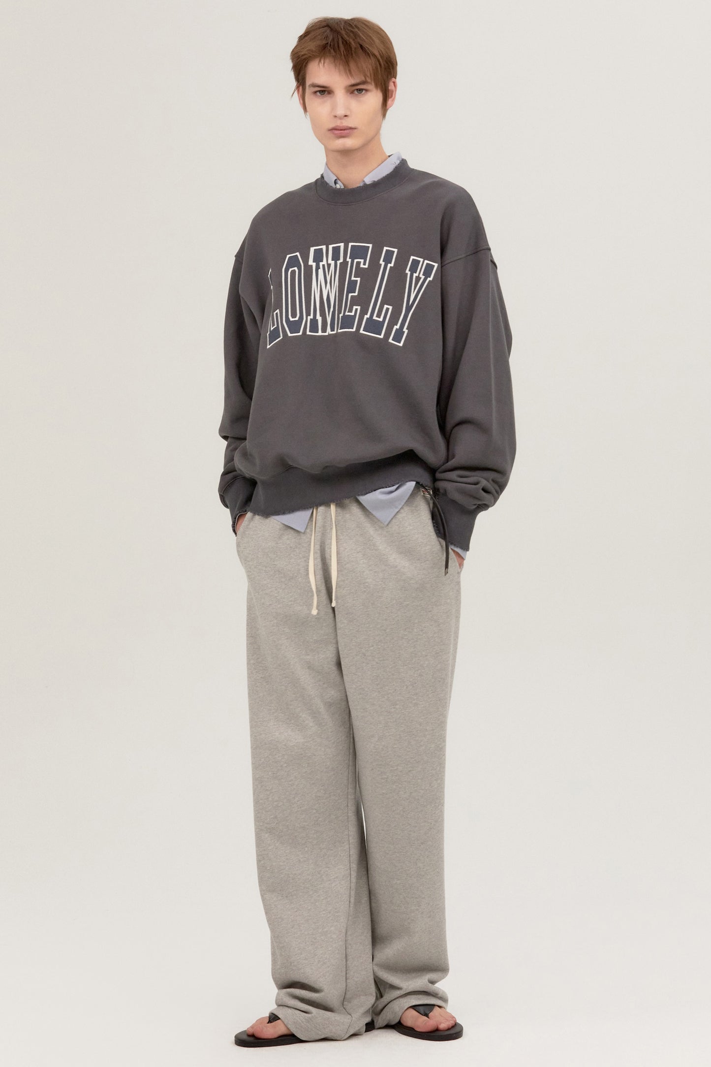 LONELY/LOVELY DAMAGE SWEATSHIRT CHARCOAL