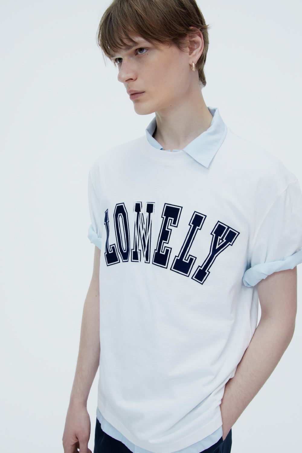 LONELY/LOVELY SHORT SLEEVE T SHIRT WHITE-NAVY
